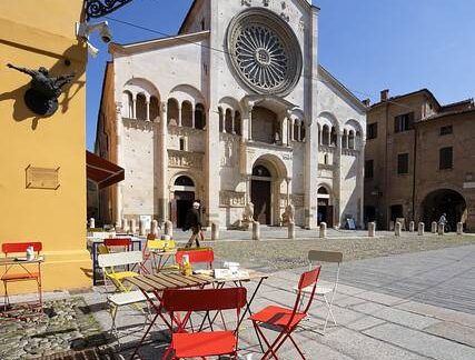 modena tour1